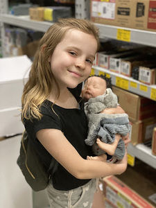 Meet your Posher, Eva